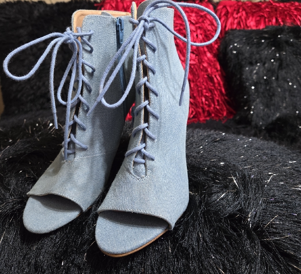 Stylish Blue Lace-Up Women's Shoes - Picture 3 of 4